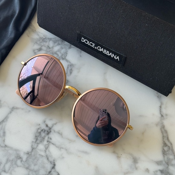 🌺Dolce&Gabbana🌺 Rose Pink Circular Sunglasses - Picture 7 of 12